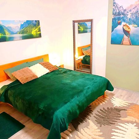Family Apartments 2 Room'S Centre Muerzzuschlag エクステリア 写真