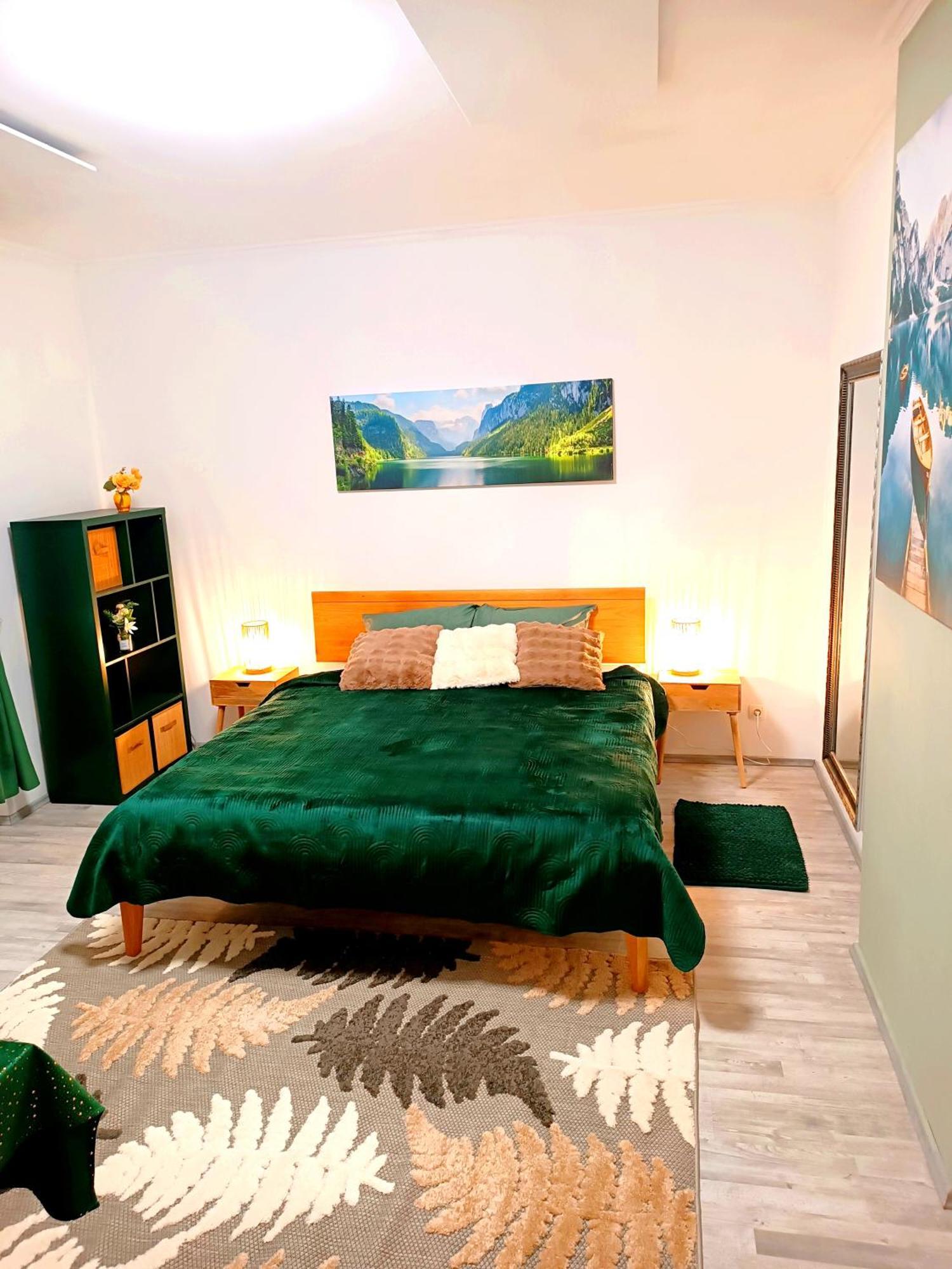 Family Apartments 2 Room'S Centre Muerzzuschlag エクステリア 写真